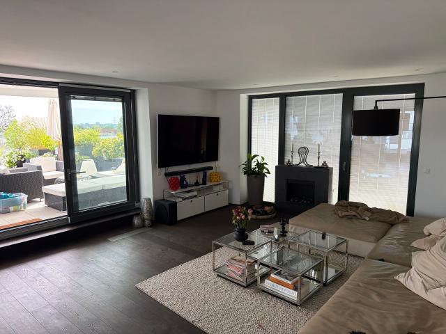 Huge 2 room penthouse apartment with 200m² terrace in Frankfurt's New West