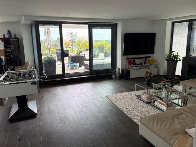 Huge 2 room penthouse apartment with 200m² terrace in Frankfurt's New West, Frankfurt Amsterdam Apartments for Rent