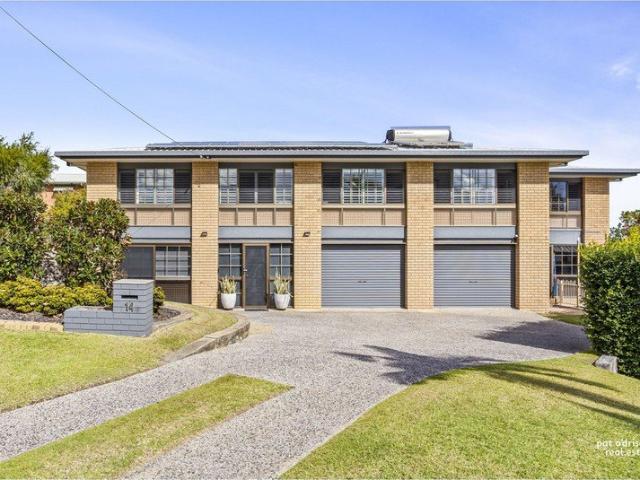 Huge 4 Bedroom, 3 Bathroom Family Home in Frenchville with Pool.