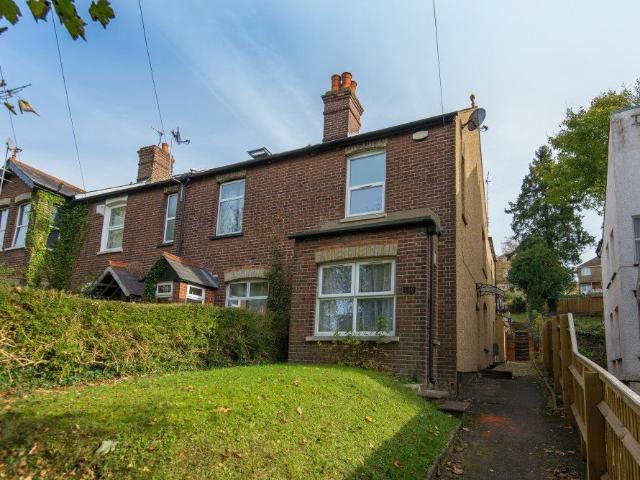 Hughenden Road HP13, 4 bed semi detached house to rent, £802 pcm | PrimeLocation