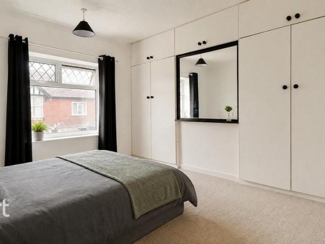 Hughenden Road, Norwich 3 bed terraced house to rent £1,300 pcm £300 pw