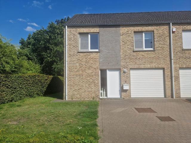 Huis met 3 slaapkamers te huur in Olmen !