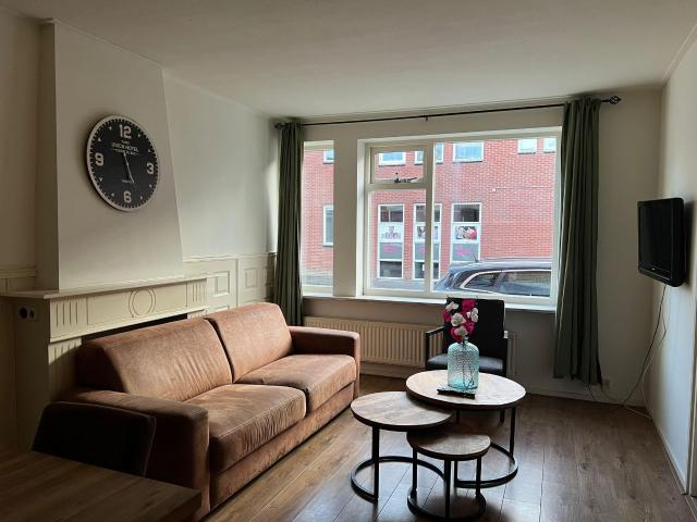 huis in Uithuizen, Schoolstraat