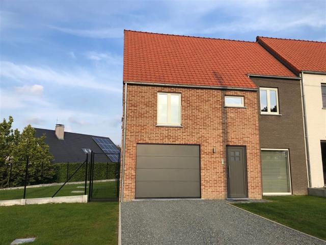 Huis te MAARKEDAL 9680