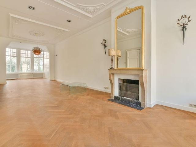 Huis te huur: Cornelis Schuytstraat 3 1071 JC Amsterdam