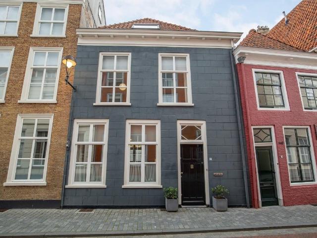 Huis te huur Blauwehandstraat in Bergen op Zoom voor € 2.150