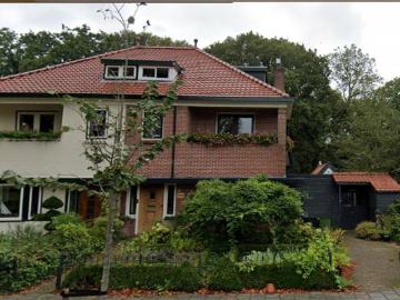 Huis te huur Brederoodseweg 99 in Santpoort Zuid voor € 3.500