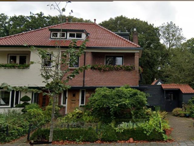 Huis te huur Brederoodseweg 99 in Santpoort Zuid voor € 3.500
