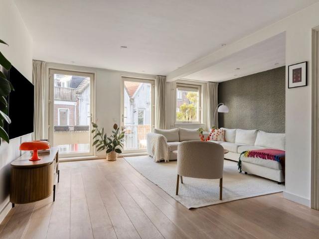 Huis te huur: Daniël Stalpertstraat 90 C 1072 XL Amsterdam