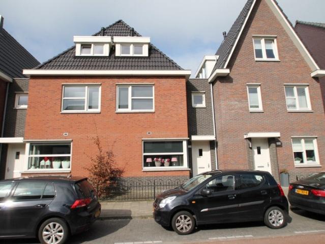 Huis te huur De Laares, Oldenzaalsestraat in Enschede