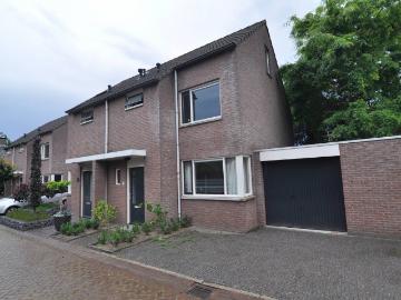 Huis te huur Ereprijslaan in Waalre voor € 1.990