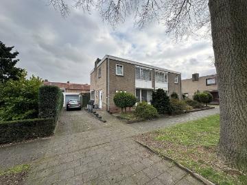 Olland, Meierijstad, Noord-Brabant - IUitgeruste keuken