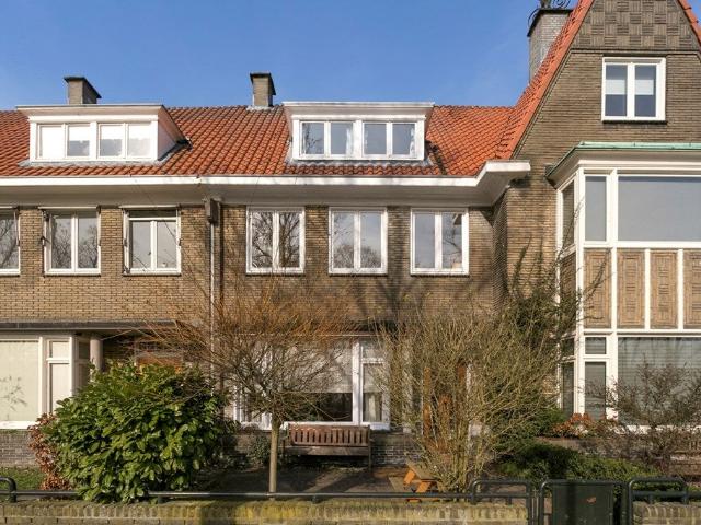 Huis te huur Floralaan Oost 56 in Eindhoven voor € 2.190