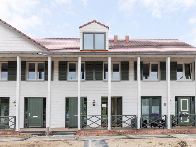 Huis te huur Krommehoekstraat 16 in Amsterdam voor € 2.950