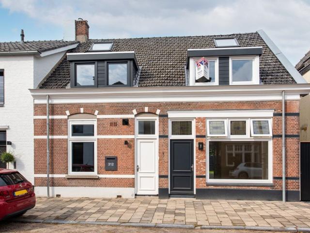 Huis te huur Haagweg in Breda voor € 2.100