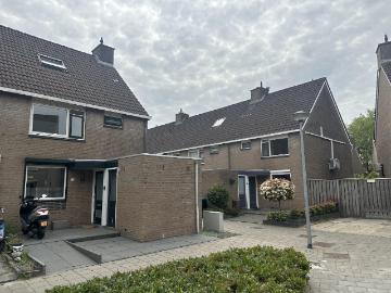 Huis te huur Hindemithstraat in Zwijndrecht voor € 2.130