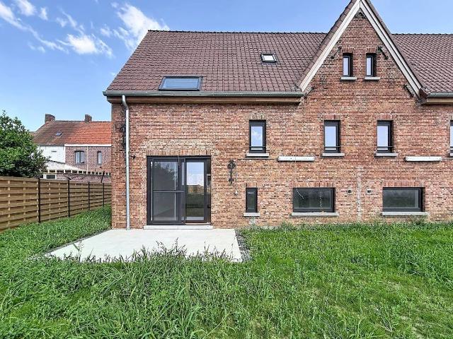 Huis te huur in Anzegem met 3 slaapkamers