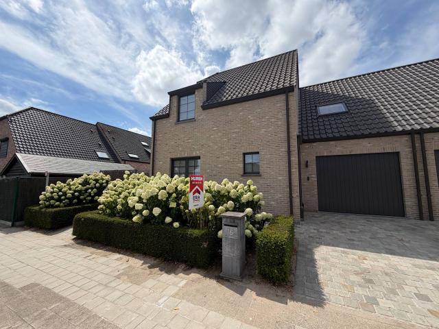 Huis te huur in Assebroek met 3 slaapkamers