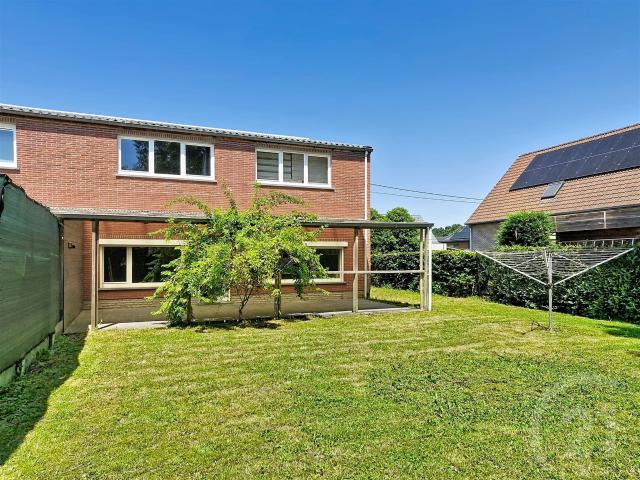 Huis te huur in Begijnendijk met 4 slaapkamers