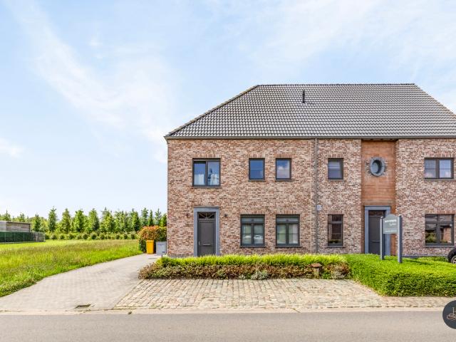 Huis te huur in Begijnendijk met 3 slaapkamers