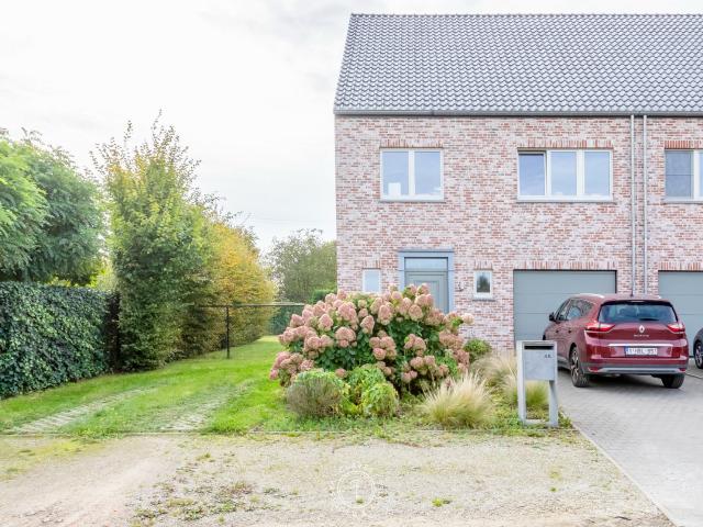 Huis te huur in Belsele met 3 slaapkamers