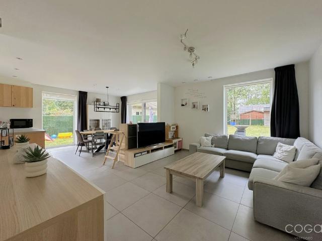 Huis te huur in Brecht met 3 slaapkamers