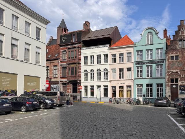 Huis te huur in Gent met 4 slaapkamers