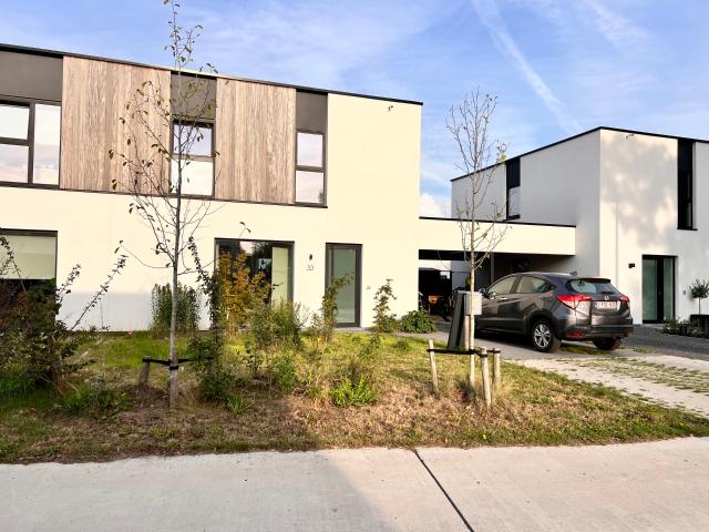 Huis te huur in Deinze met 3 slaapkamers