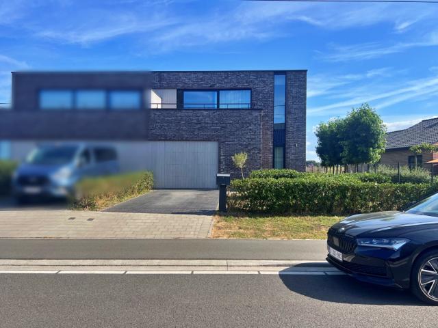 Huis te huur in Deinze met 3 slaapkamers