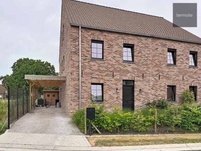 Huis te huur in Desselgem met 4 slaapkamers