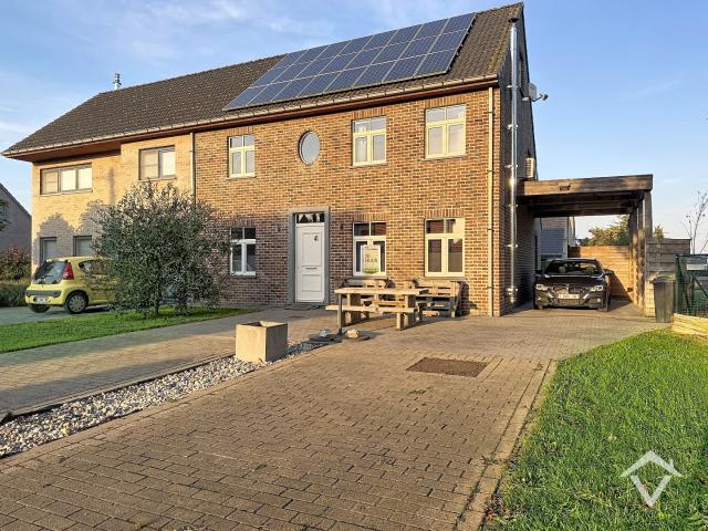 Huis te huur in Diksmuide met 4 slaapkamers