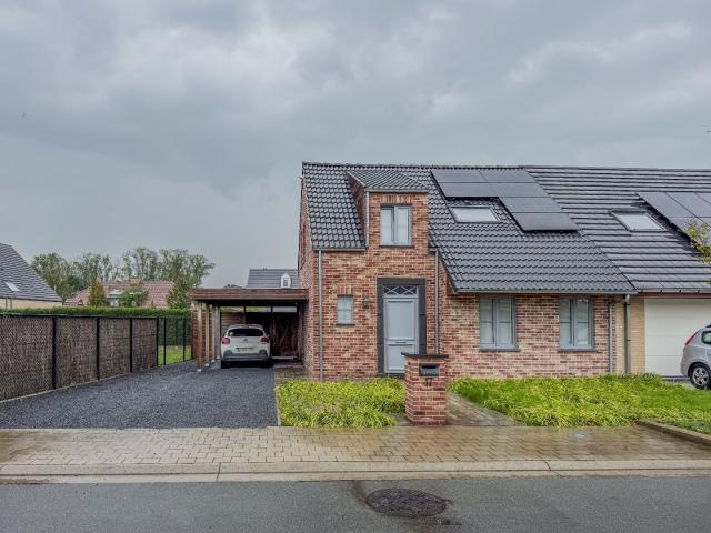 Huis te huur in Diksmuide met 3 slaapkamers