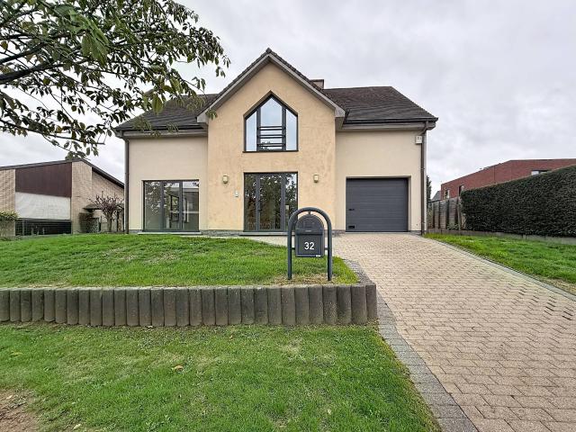 Huis te huur in Dilbeek met 3 slaapkamers