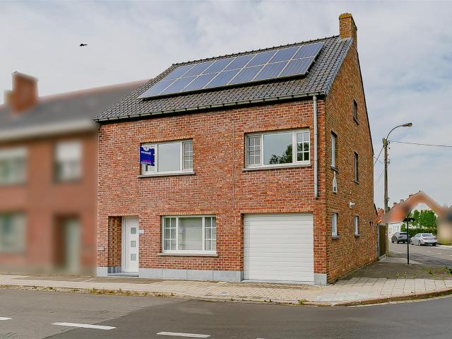 Huis te huur in Eernegem met 3 slaapkamers