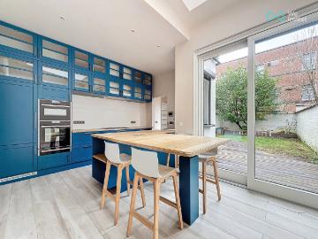 Huis te huur in Elsene met 4 slaapkamers