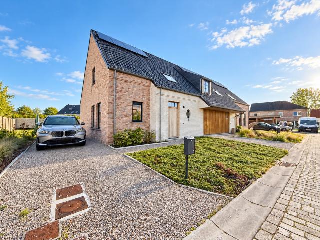 Huis te huur in Ertvelde met 3 slaapkamers