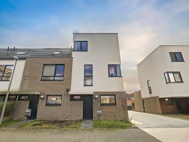Huis te huur in Kortrijk met 3 slaapkamers