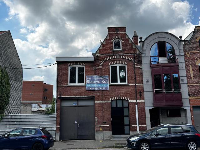 Huis te huur in Kortrijk met 3 slaapkamers