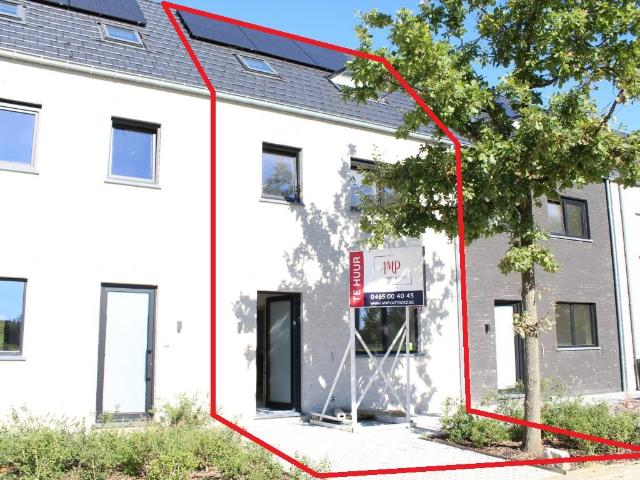 Huis te huur in Hallaar met 5 slaapkamers