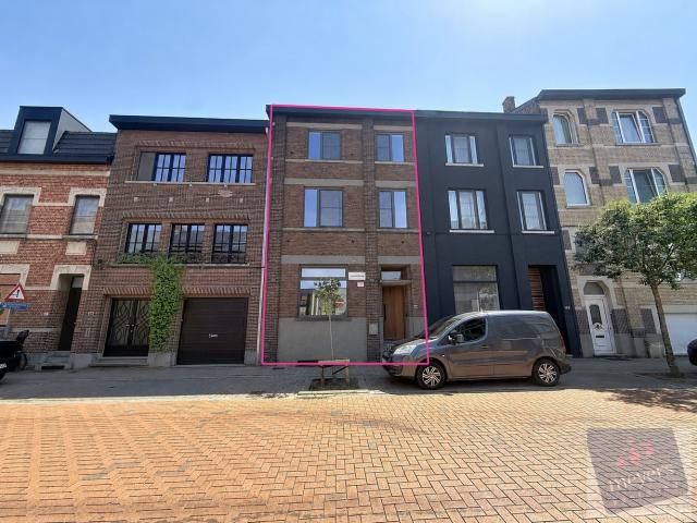 Huis te huur in Hasselt met 3 slaapkamers