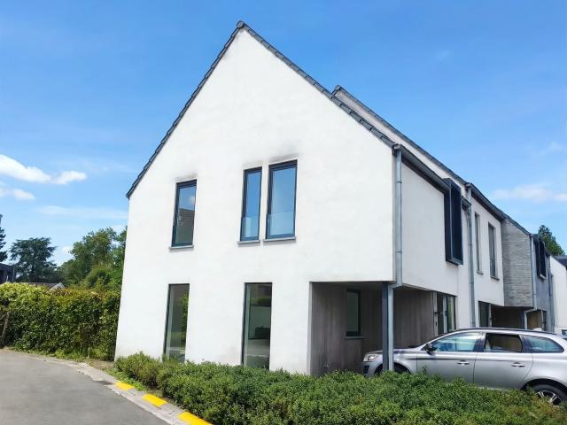 Huis te huur in Lokeren met 3 slaapkamers