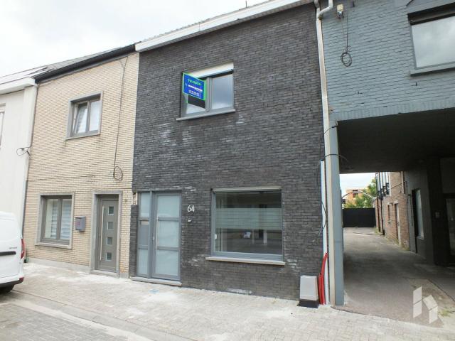 Huis te huur in Lommel – Huiskantoor