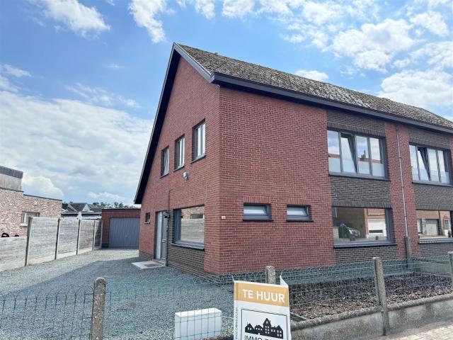 Huis te huur in Laarne met 3 slaapkamers