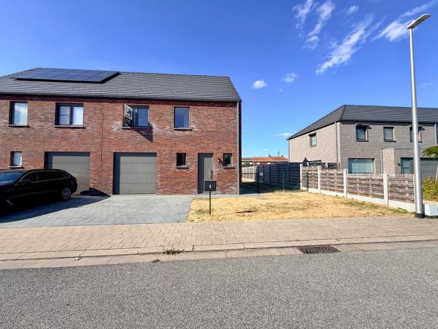 Huis te huur in Ledegem met 3 slaapkamers