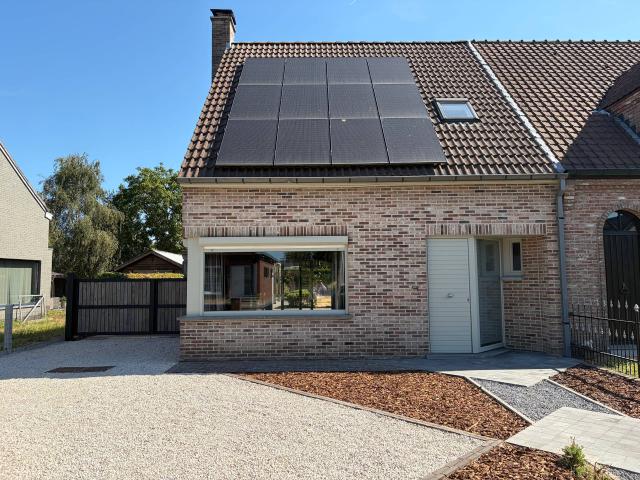 Huis te huur in Lievegem met 3 slaapkamers