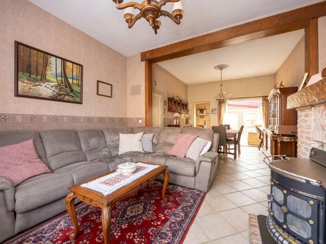 Huis te huur in 'S Gravenwezel met 3 slaapkamers
