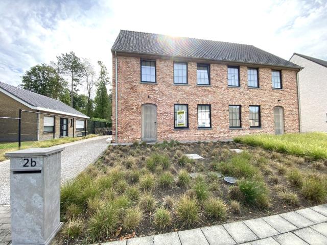 Huis te huur in Snellegem met 4 slaapkamers
