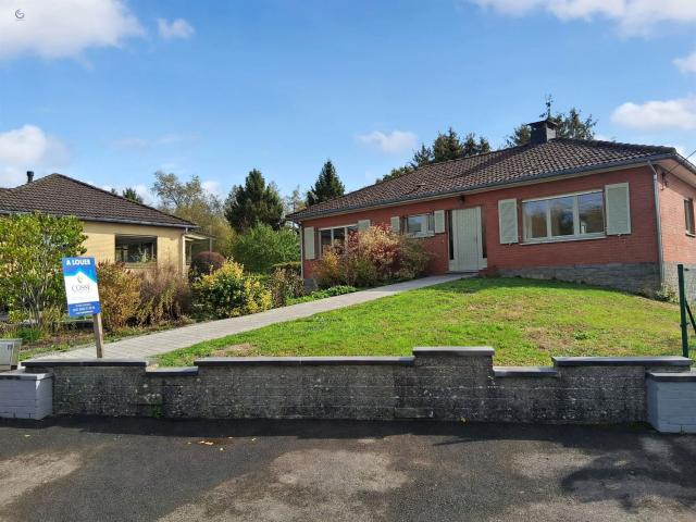 Huis te huur in Somme Leuze met 3 slaapkamers