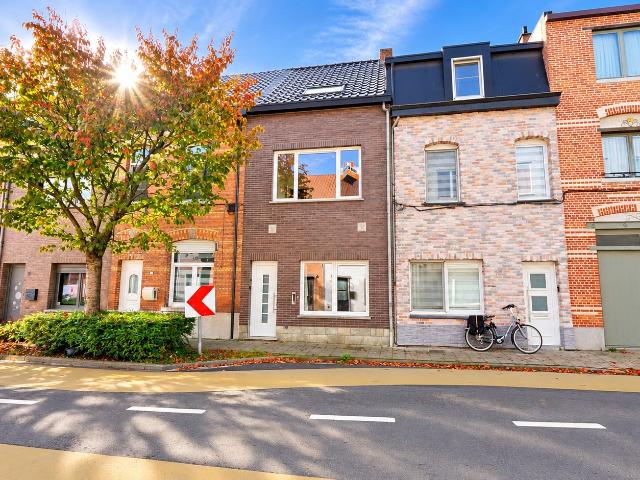 Huis te huur in Sint Niklaas met 3 slaapkamers