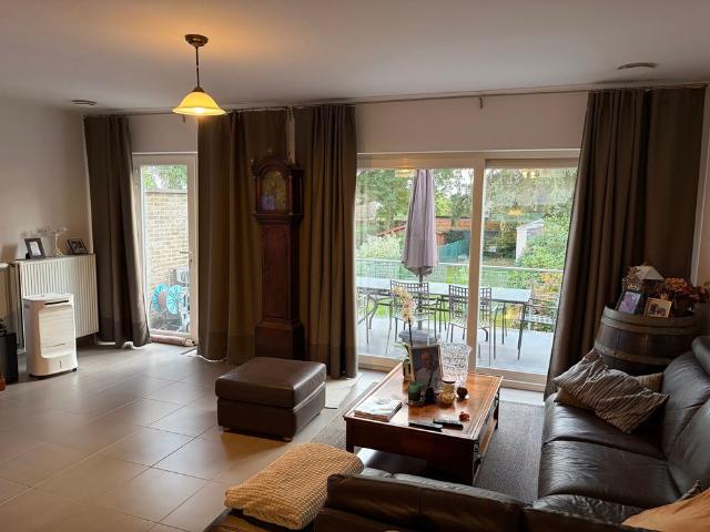 Huis te huur in Sterrebeek met 4 slaapkamers